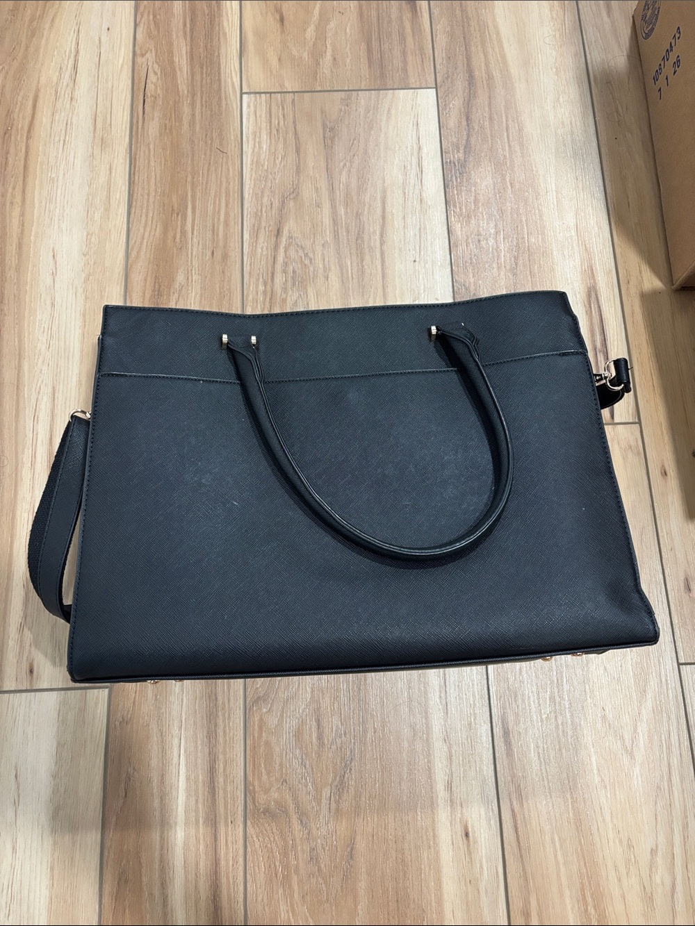 Versatile Black Structured Tote Bag for Women